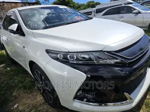 Toyota Harrier 2017 Pearl