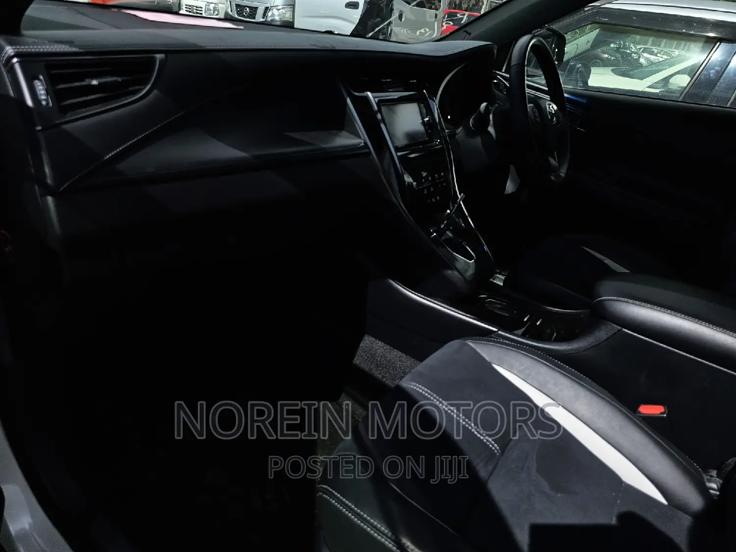 Toyota Harrier 2017 Pearl