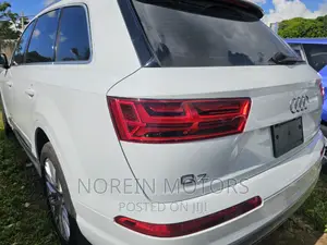 Audi Q7 2017 Pearl