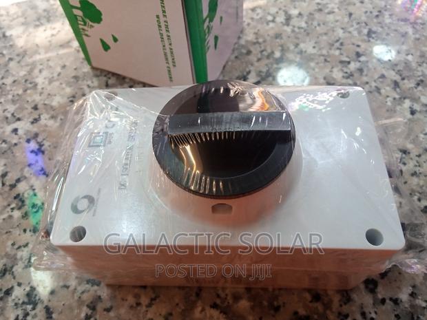 Solar Pv Disconnect 32A - thumbnail 2
