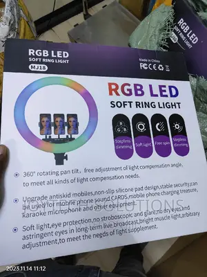 18 Inches Ringlight With Stand and Three Phone Holders