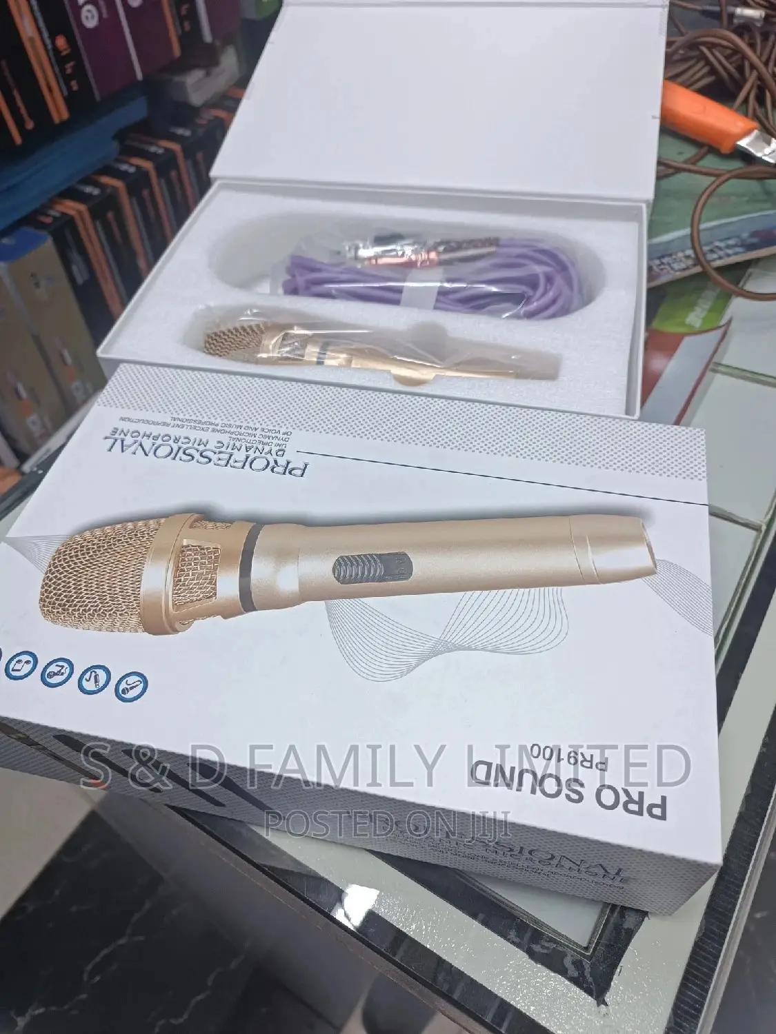 Prosound Professional Dynamic Microphone