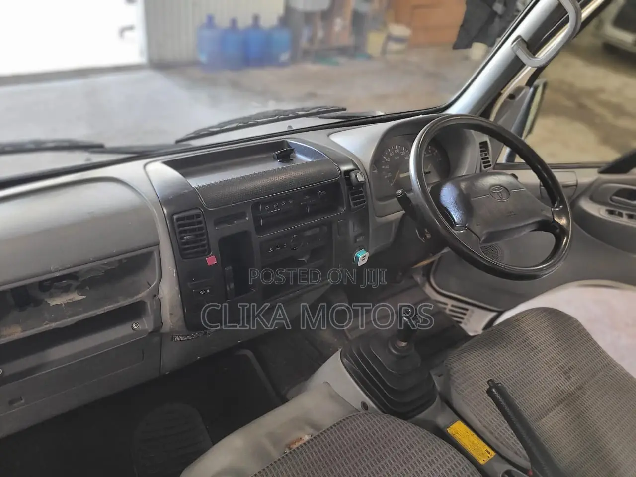 Toyota Dyna 2016 Pearl
