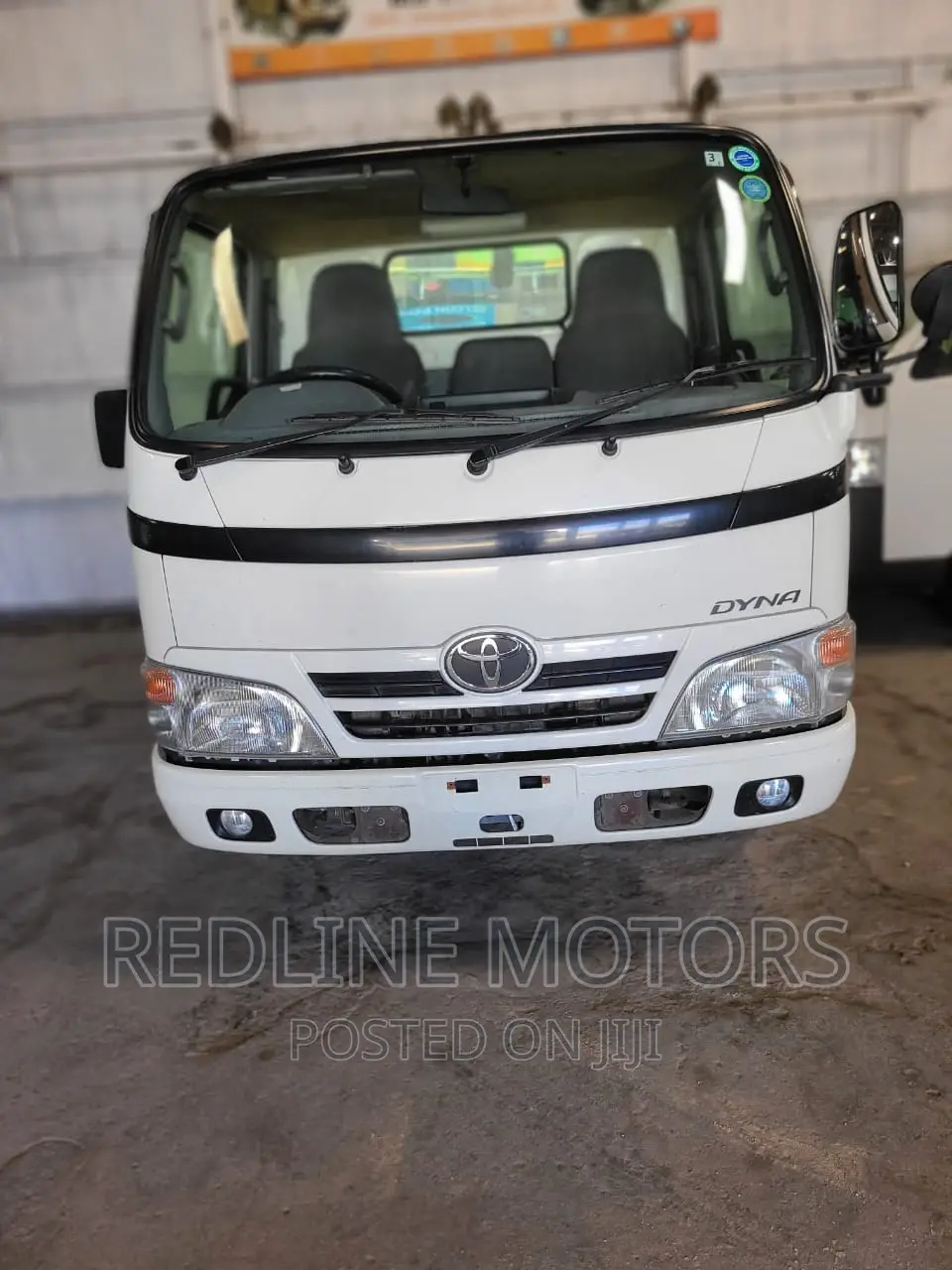 Toyota Dyna 2016 Pearl