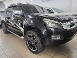 Isuzu D-MAX 2016 Black
