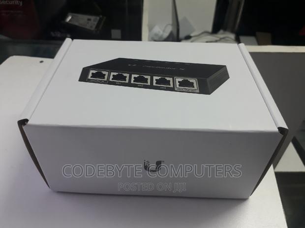 Ubiquiti Edgerouter X(5-port Gigabit Router) - thumbnail 3