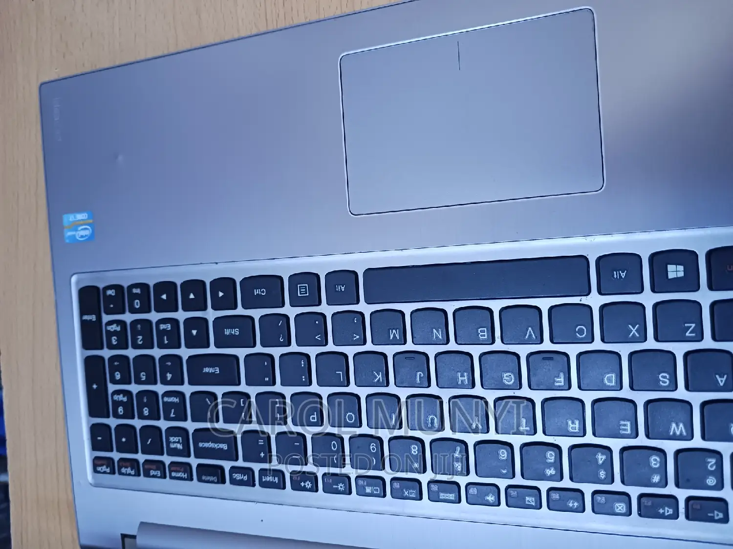 New Laptop Lenovo IdeaPad Z575 4GB Intel Core I5 SSD 500GB
