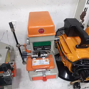 Key Cutting Machine/ Key Cutter.