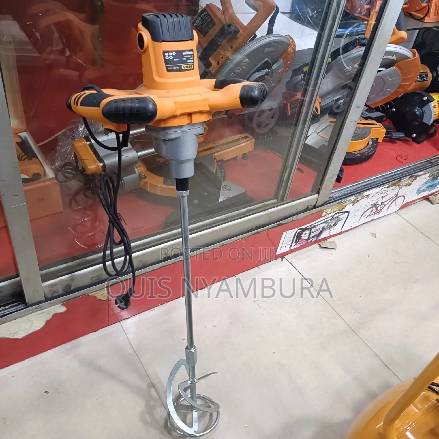 Paint Mixer/ Paint Mixer.