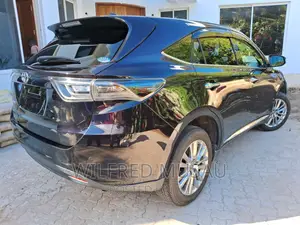 Toyota Harrier 2.0 2016 Black