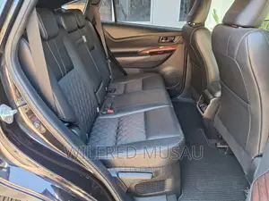 Toyota Harrier 2.0 2016 Black