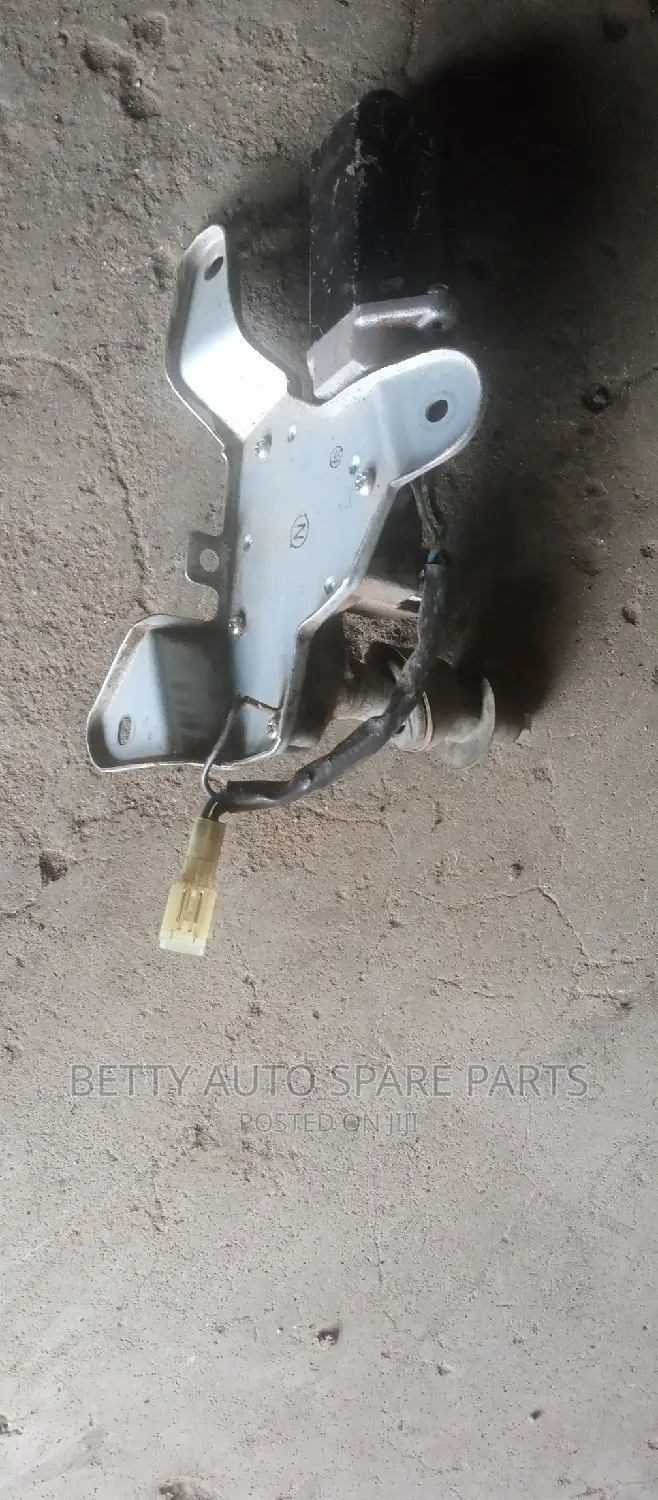 Nissan Nt30 Wiper Motor