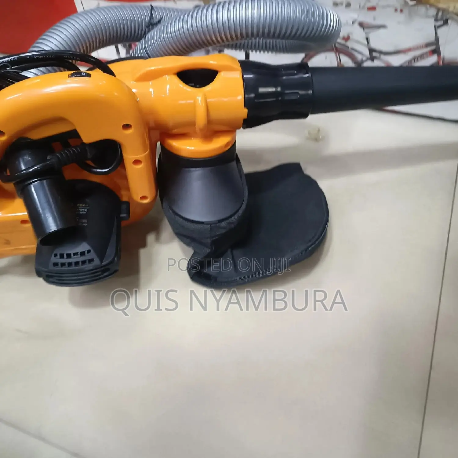 Blower/ Electric Blower.