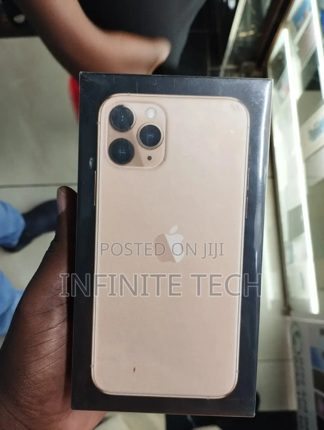 New Apple iPhone 11 Pro 256 GB Gold
