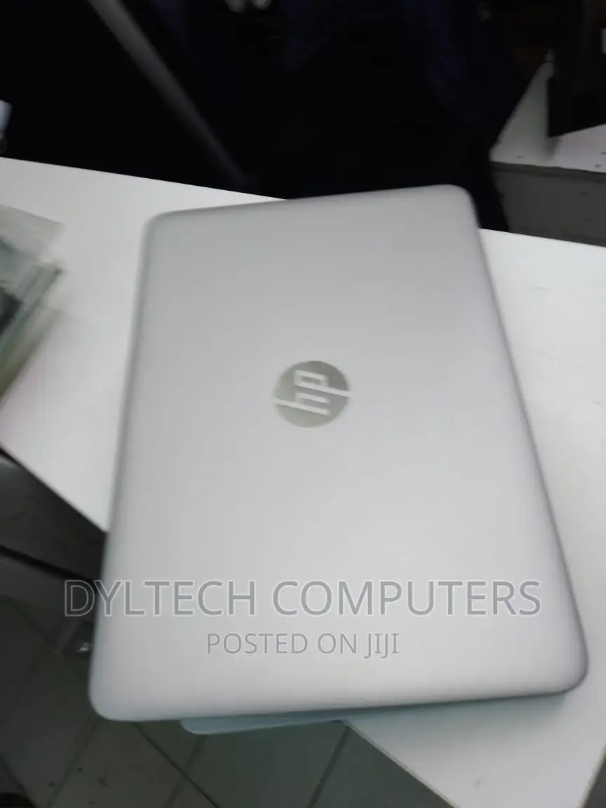 Laptop HP EliteBook 820 G4 8GB Intel Core I5 HDD 500GB