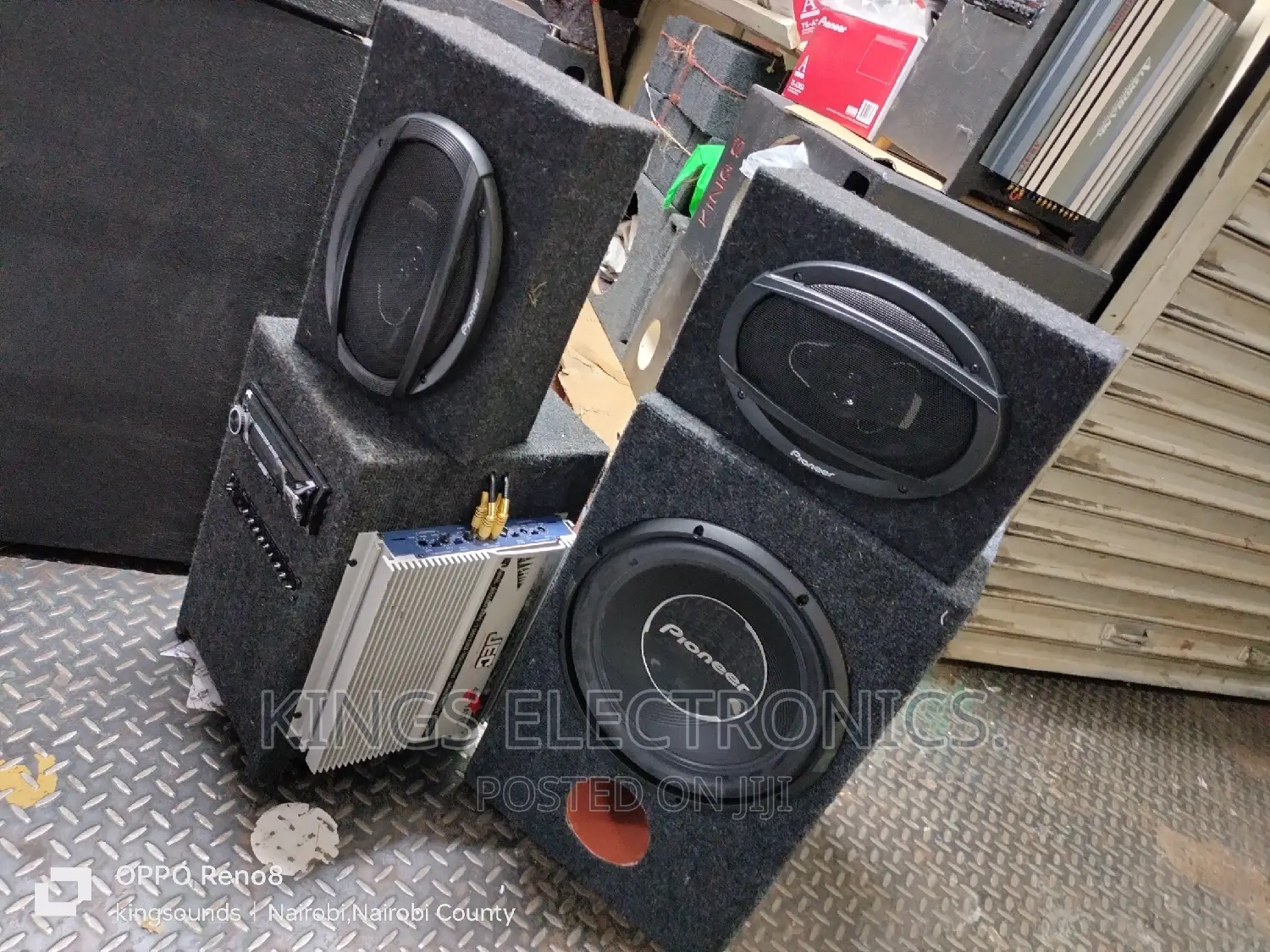 Head Unit Ground Shaker System