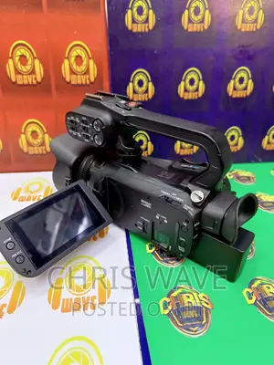 Canon Xa11 With 64GB
