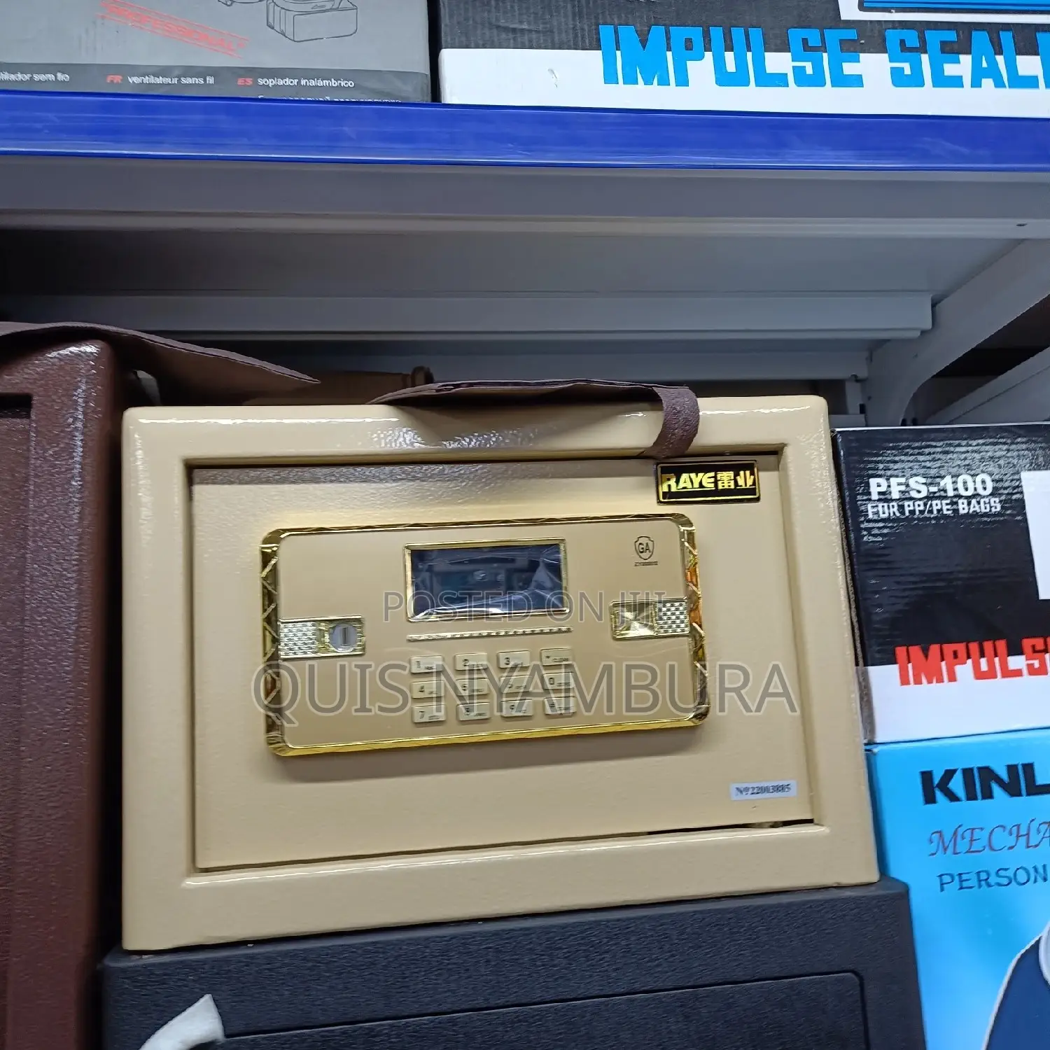Money Safe/ Money Safe.