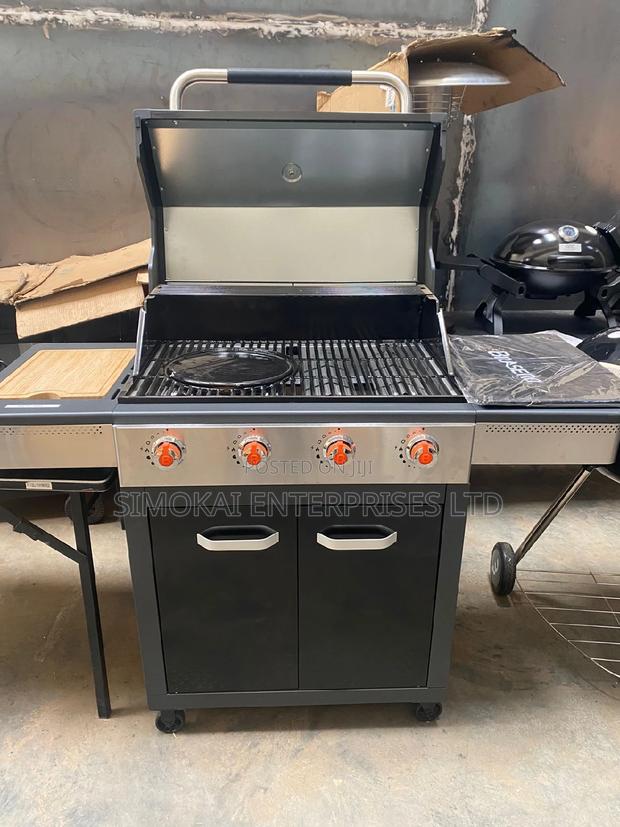 Gas 4 Burner Bbq With Hot Plate Barbecue - main view