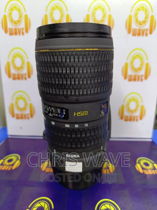 Sigma for Canon 70-200f2.8 Lens.Sharp - thumbnail 2