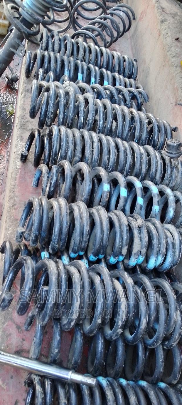 Nissan Heavy Duty Coil Springs for Ground Clearance Ex 
