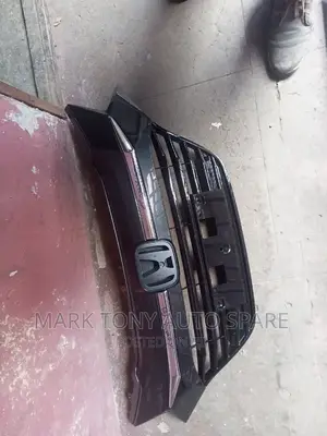 Honda Vezel 2015 Grill