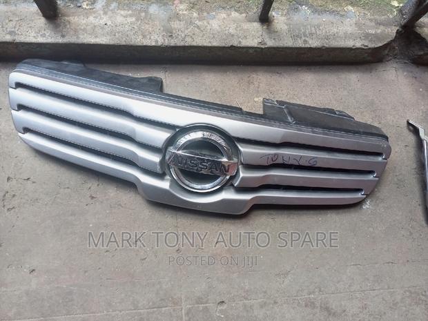 Nissan Dualis Grill 2010