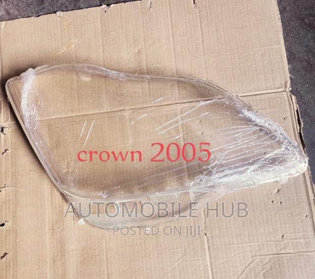 Toyota Crown Headlight Lens