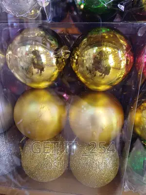 Christmas Decor Balls 
6 Big Pieces 
Colors:Blue:Gold,Silver
