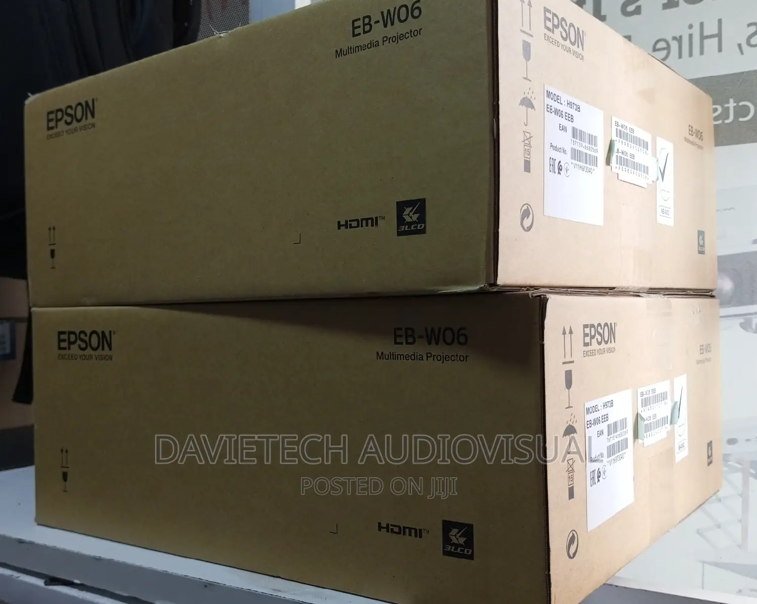 EPSON Eb -W06 Projector, 3700 Lumen