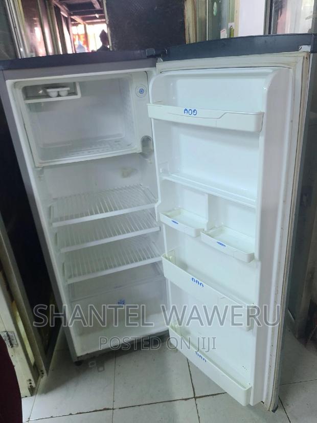 Lg Single Door Fridge - thumbnail 4