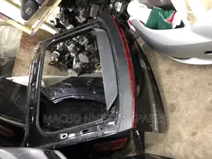 Honda Insight 2010 Rear Boot(Without Wind Shield)