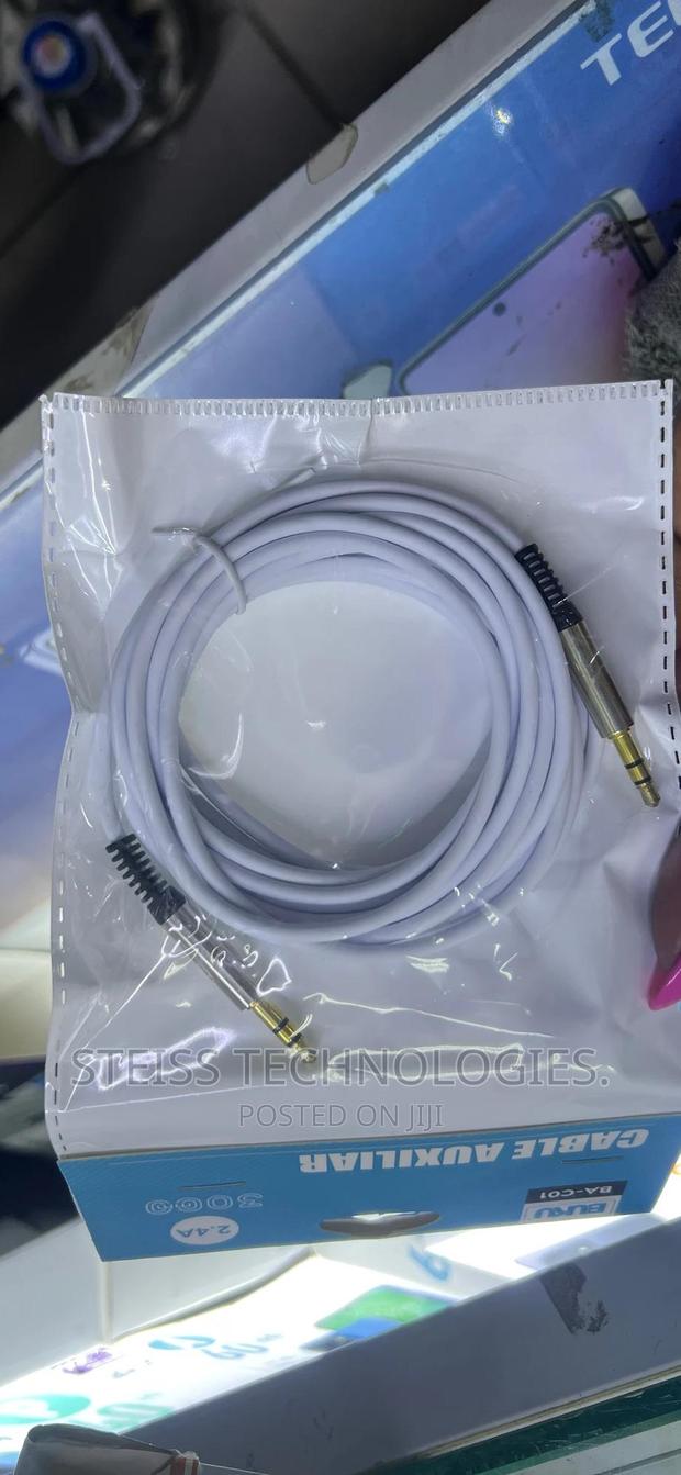 3metres Auxiliary Cables - main view