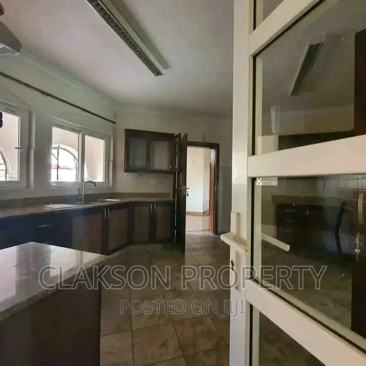4bdrm House in Kilimani for rent