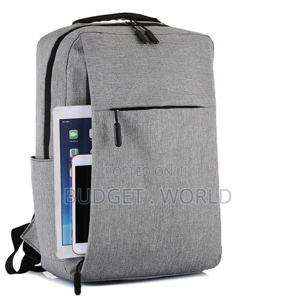 At Business Casual Smart Travel 15.6" USB Laptop Bag - Grey