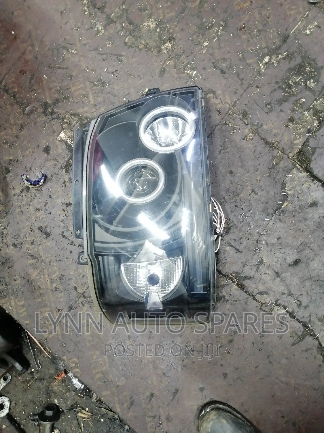 Toyota Hiace 7l Old Model Headlight