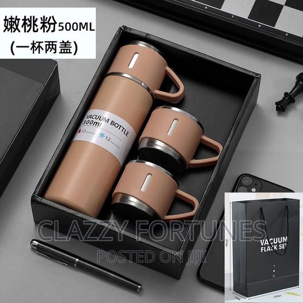 500ml Thermo Cup Set With Extra 2 Cups and a Gift Bag - thumbnail 6