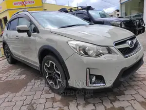 Subaru XV 2016 Off white