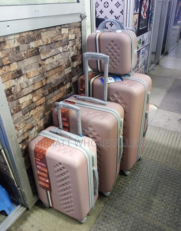 4 in 1 Unbreakable Fibre Suitcase Available - thumbnail 3