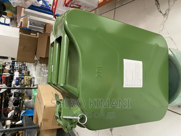 High Quality Fuel Jerrican 20L,10L