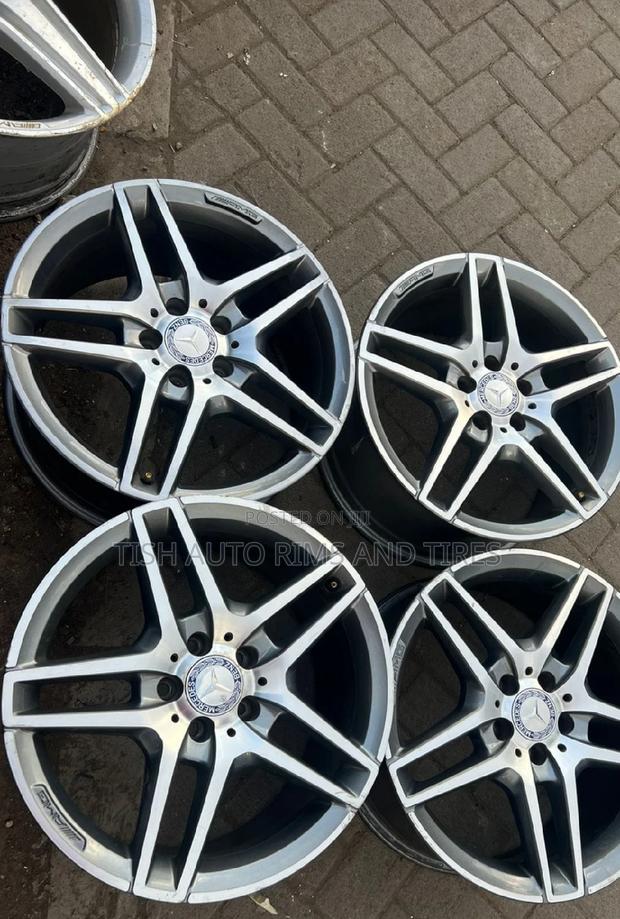 Original Mercedes Benz AMG 17 Inch Set