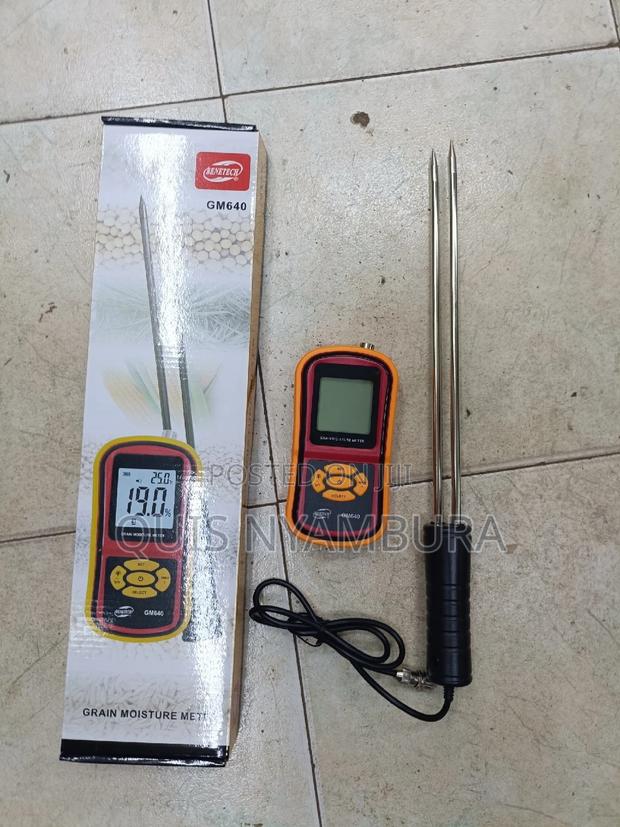 Moisture Meter Tester/ Digital Meter Tester.