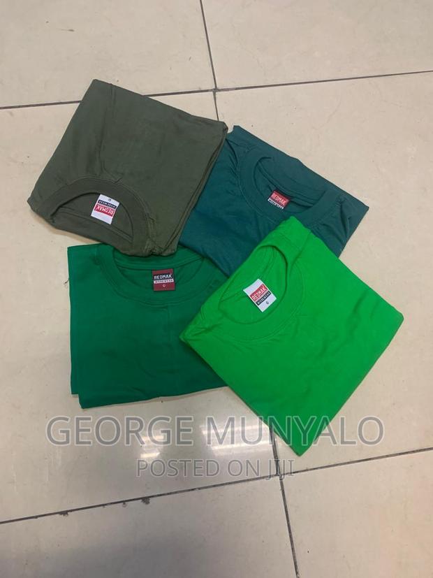 100% Cotton Plain Green T-Shirts