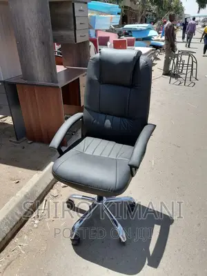 Chair Best Quality