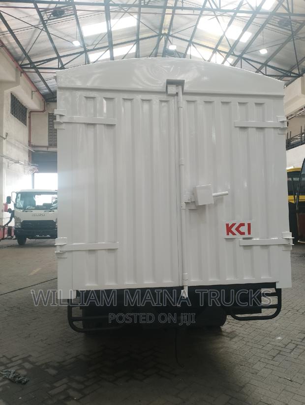 Isuzu NMR (Zero Mileage)