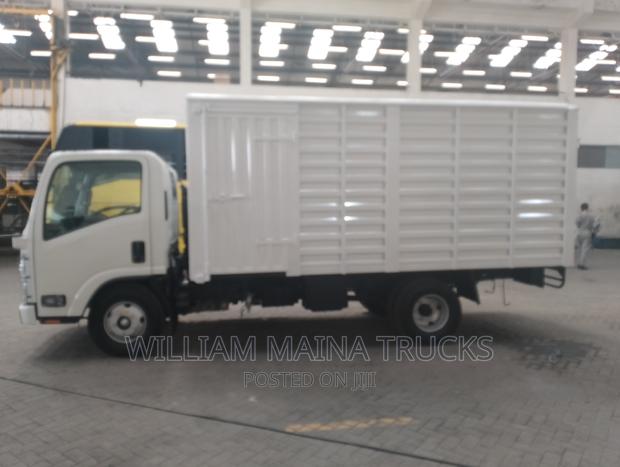 Isuzu NMR (Zero Mileage) - thumbnail 3