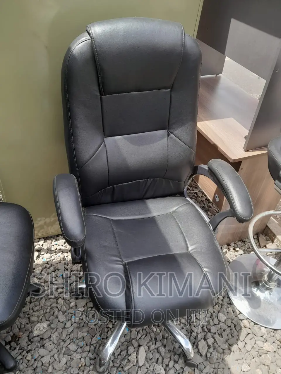 Chairs Exuk Office
