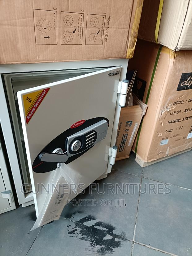 Safe Box Model 070EHK - thumbnail 2