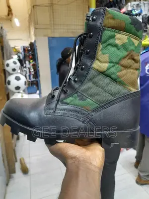 Black / Camouflage Siwar Boots