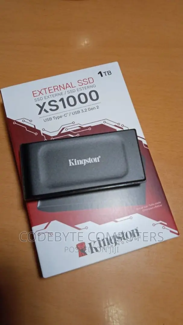 Kingston XS1000 Portable External SSD 1TB - Black